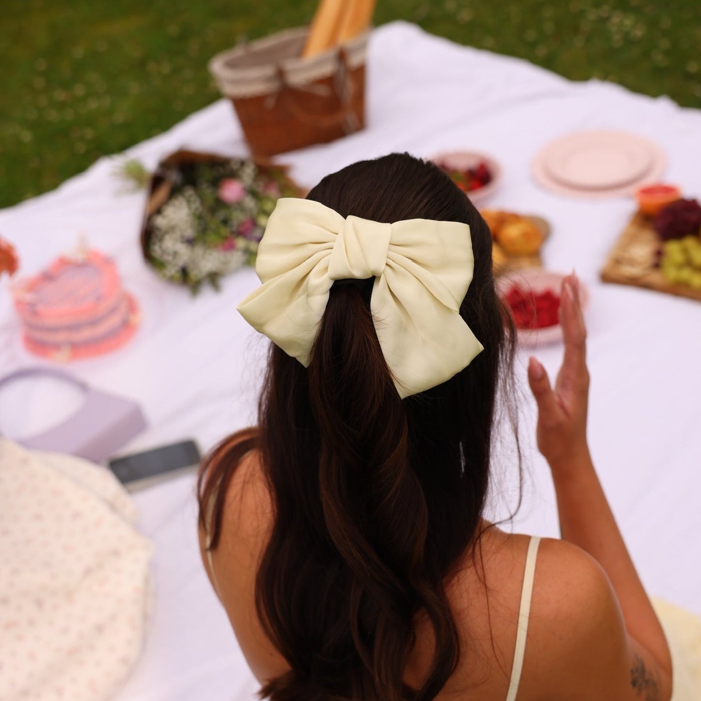 Hair Bow- Cream